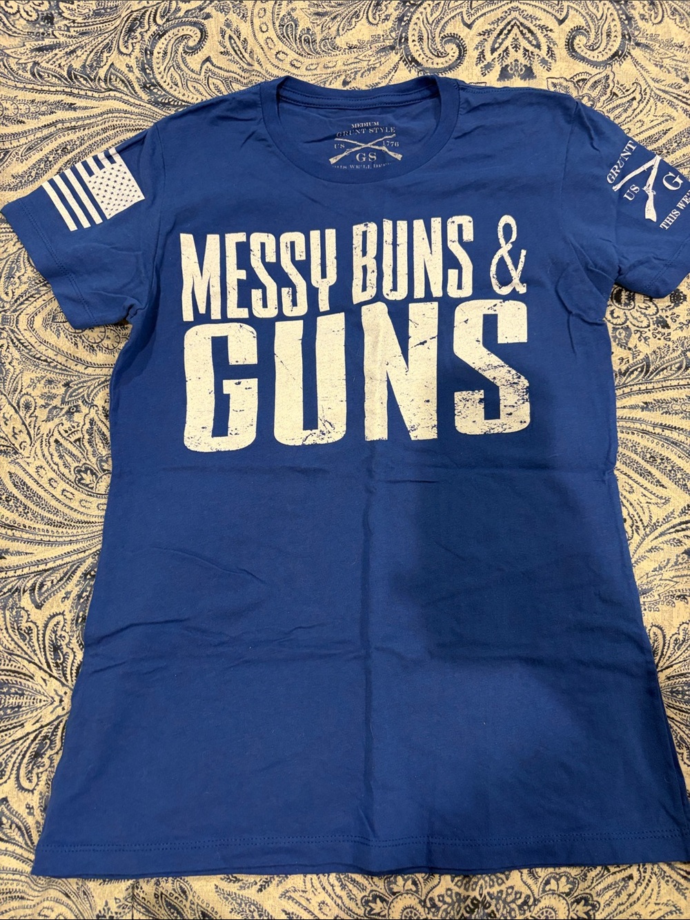 Grunt Style Women’s Blue "Messy Buns & Guns" Short Sleeve Tee